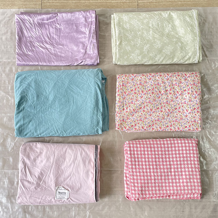 Used Bedsheet